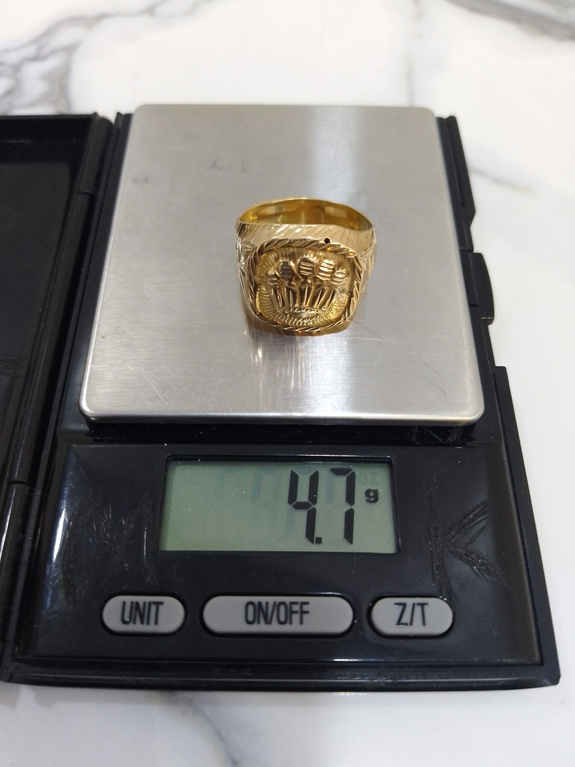 18K Gold Crown Signet Ring (4.7g)
