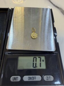 18 Karat Gold Sun Pendant (0.7g)
