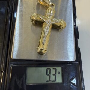 18 Karat Gold Cross Pendant (9.3g)