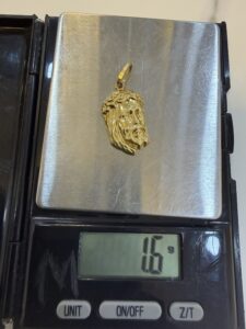 18 karat Gold Jesus Piece Pendant (1.6g)