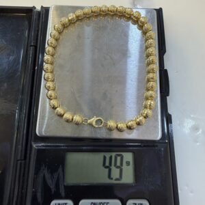 18 Karat Gold Diamond Cut Bracelet (4.9g)