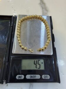 18 Karat Gold Diamond Cut Bracelet (4.5g)