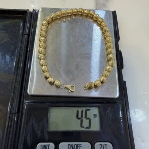 18 Karat Gold Diamond Cut Bracelet (4.5g)