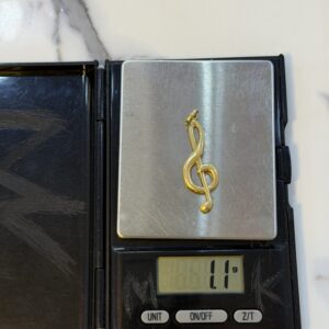 18 Karat Gold Music Treble Clef Pendant 1.1g