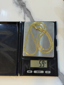 18 Karat Gold Carpet Necklace 5.9g