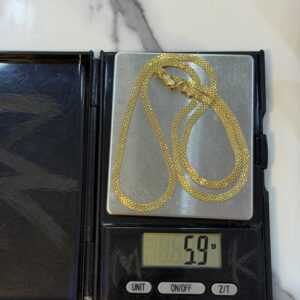 18 Karat Gold Carpet Necklace 5.9g