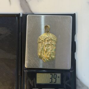 18 Karat Gold Jesus Face Pendant 3.9g